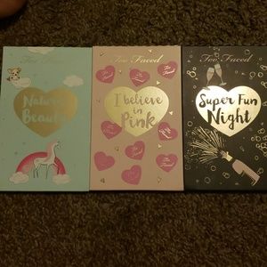 Price firm Too Faced New Year set.